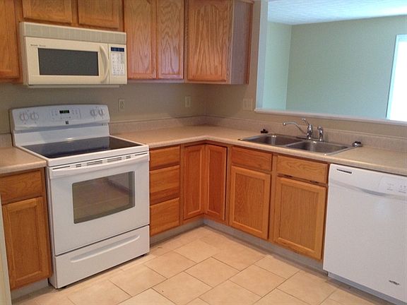 3rd image of 2249 Cybelle Ct