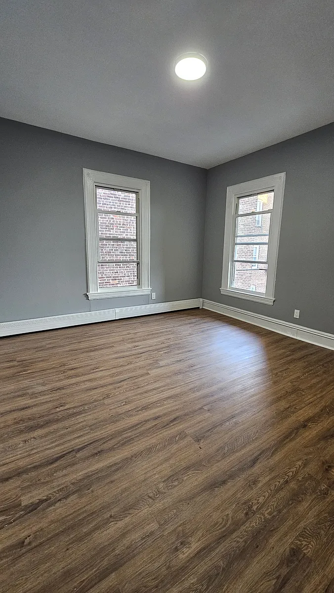 Living Room - 78 N Arlington Ave #2