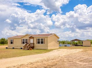 682 County Road 6725, Devine, TX 78016