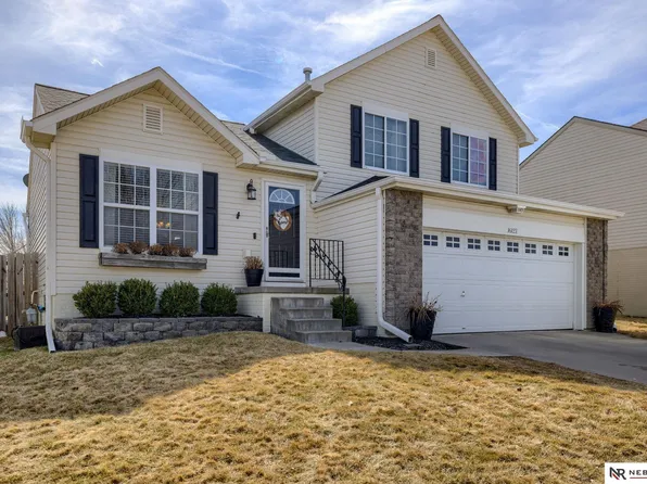 16123 Birch Ave, Omaha, NE 68136