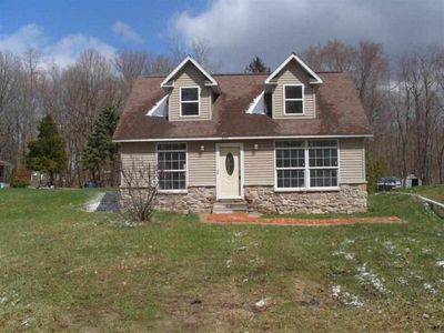 8557 E John Emery Rd, New Carlisle, IN, 46552