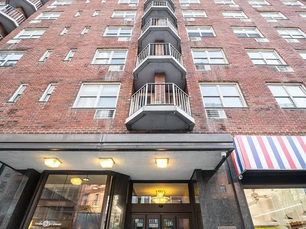 170 West 23rd Street image 6 of 6