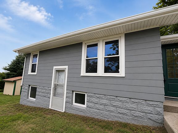2nd image of 2025 S Bluff Blvd
