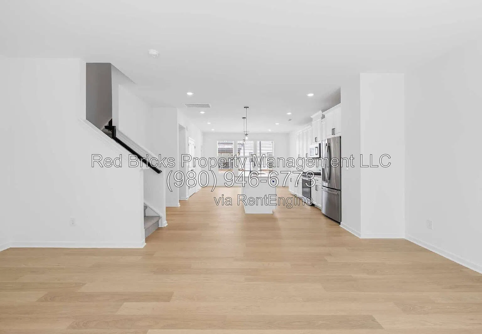 3 bed, 2.5 bath, 1895 sqft, $2,195 — Photo 4
