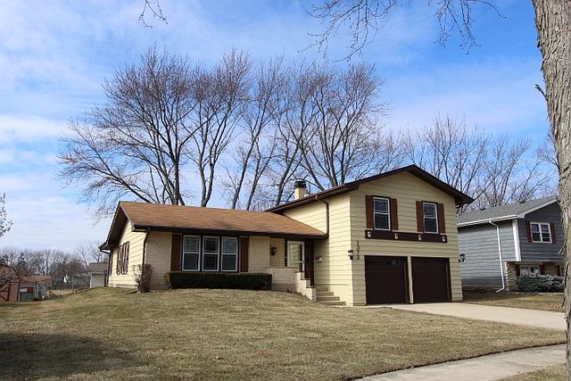1st image of 1372 Blair Ln