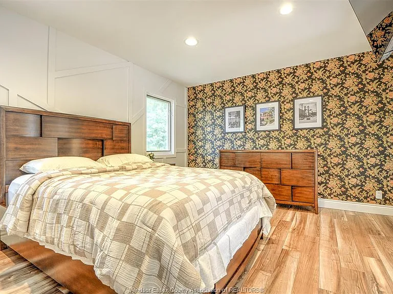 106 Marentette Dr — Photo 22