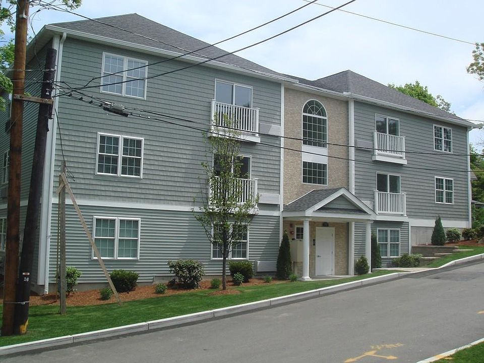 1st image of 109 California Ave APT 101