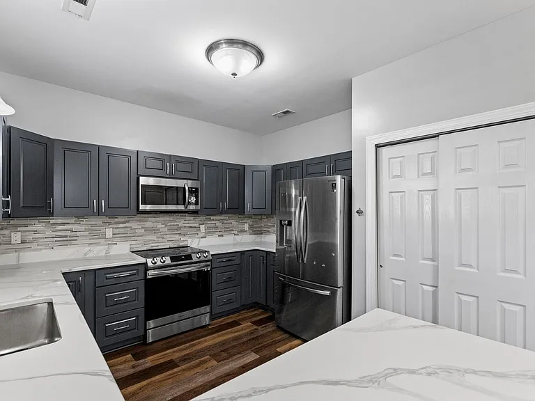 400 Mossy Oak Ln — Photo 7
