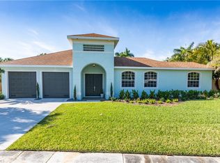 1351 Hopedale Dr, Fort Myers, FL 33919