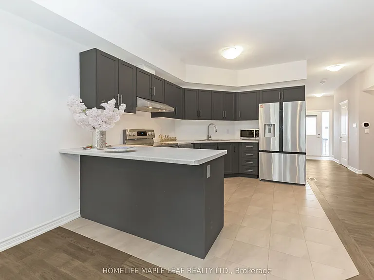 104 Delphi Ln — Photo 14