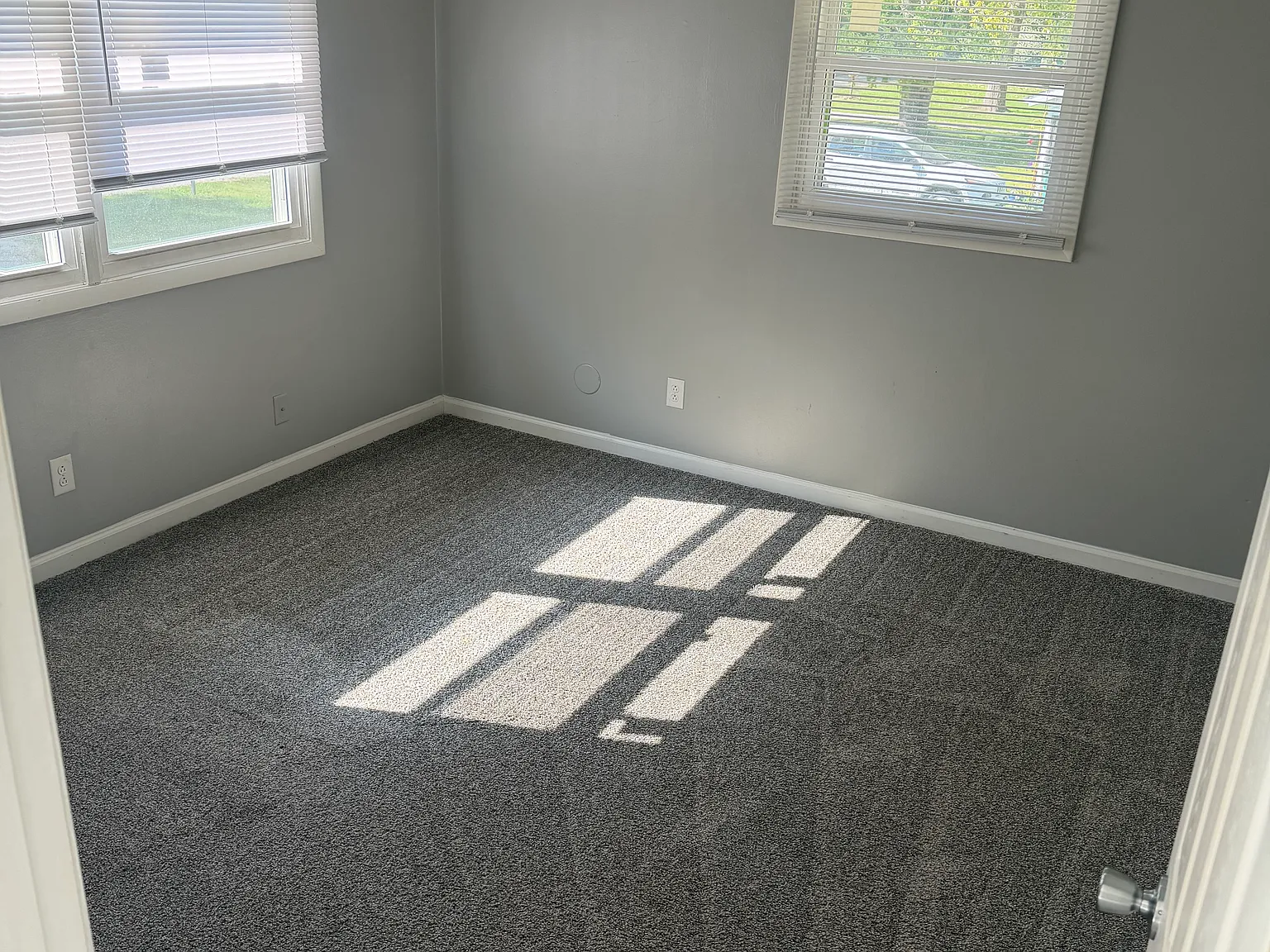 2 bed, 700 sqft, $1,000 — Photo 4
