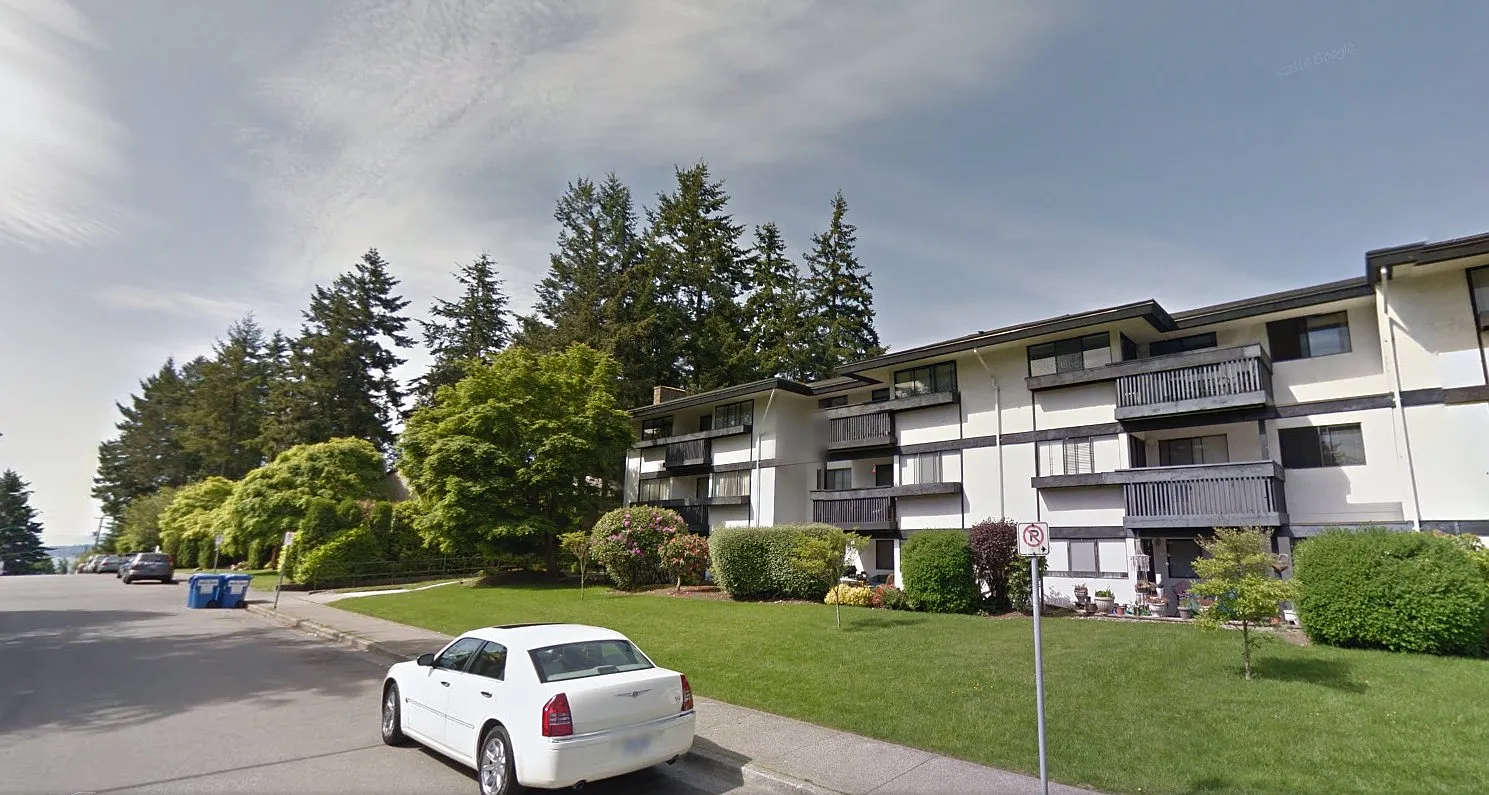 1561 Vidal St photo 1