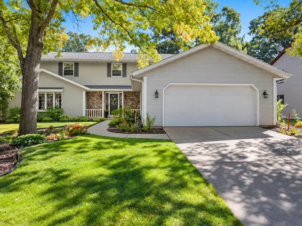425 E Fox Run Cir, Green Bay, WI 54302