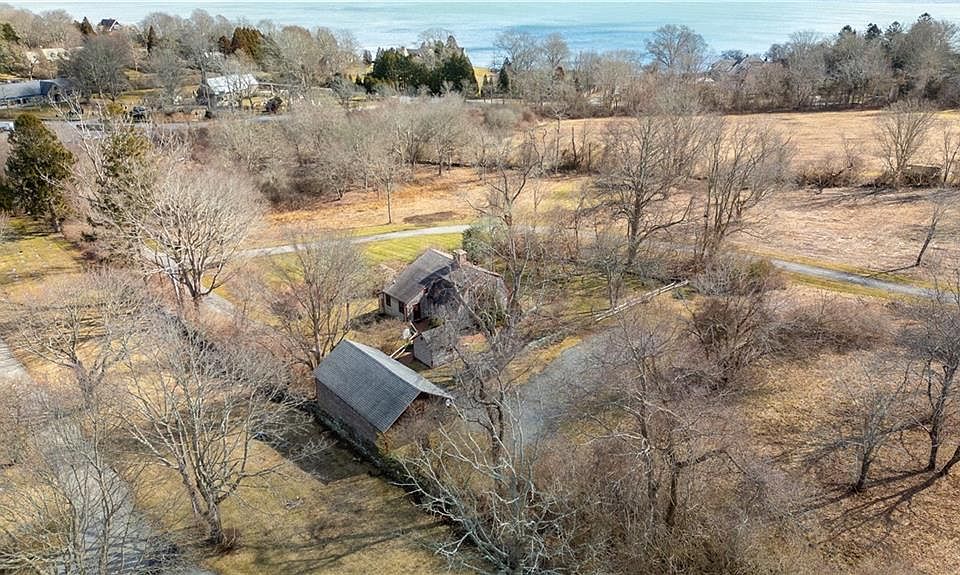 285 Howland Ave, Middletown, RI 02842 Zillow