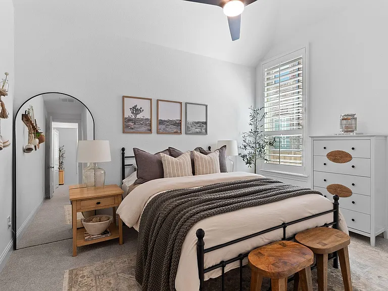 1020 Gentle Knoll Ln — Photo 24
