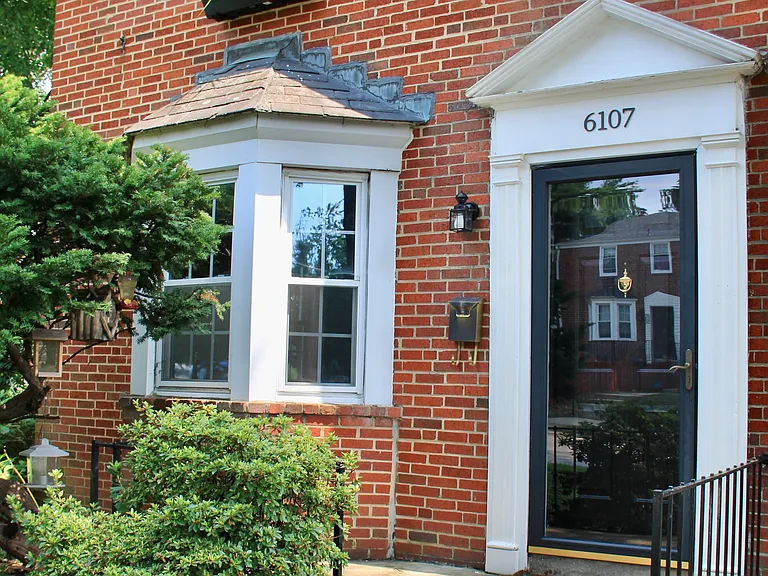 6107 Maylane Dr — Photo 1