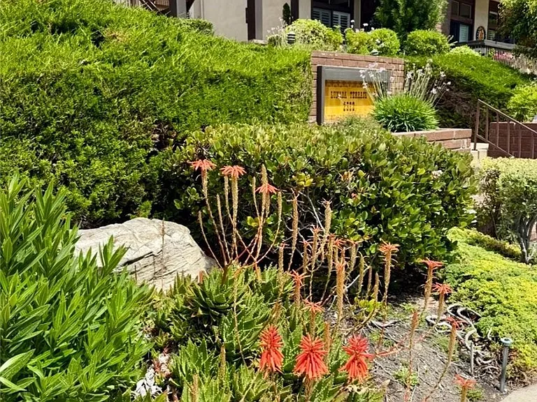 2322 Palos Verdes Dr W #102 — Photo 23