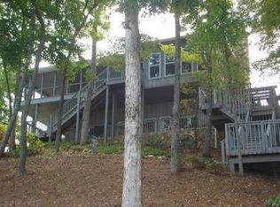 909 Wright Way Dr, Wedowee, AL 36278