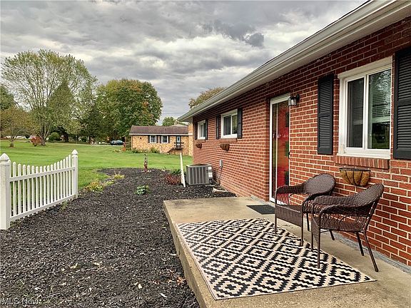 2nd image of 16196 Taggart Dr