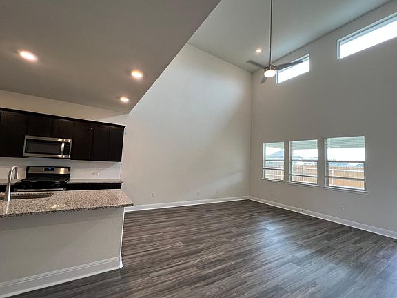 3rd image of 17821 Giberto Dr