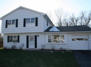 15 Glendale Rd, Flanders, NJ 07836