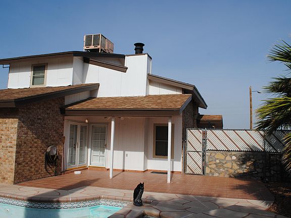 2nd image of 3156 Red Sails Dr