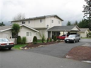 1st image of 3415 College St SE