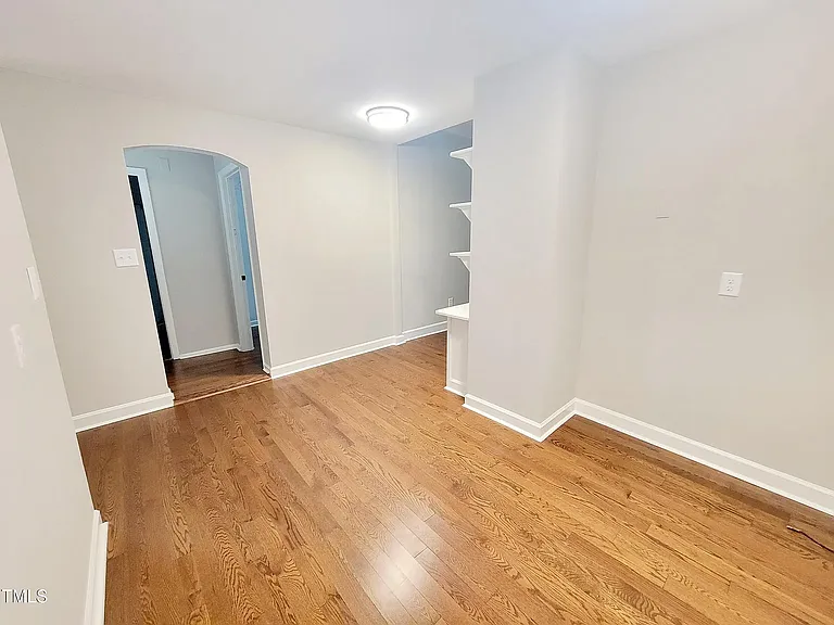 Primary bedroom office/sitting area