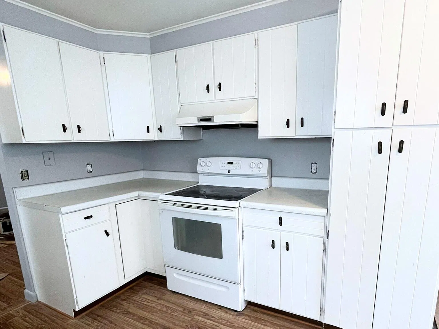 4 bed, 2500 sqft, $2,800 — Photo 2