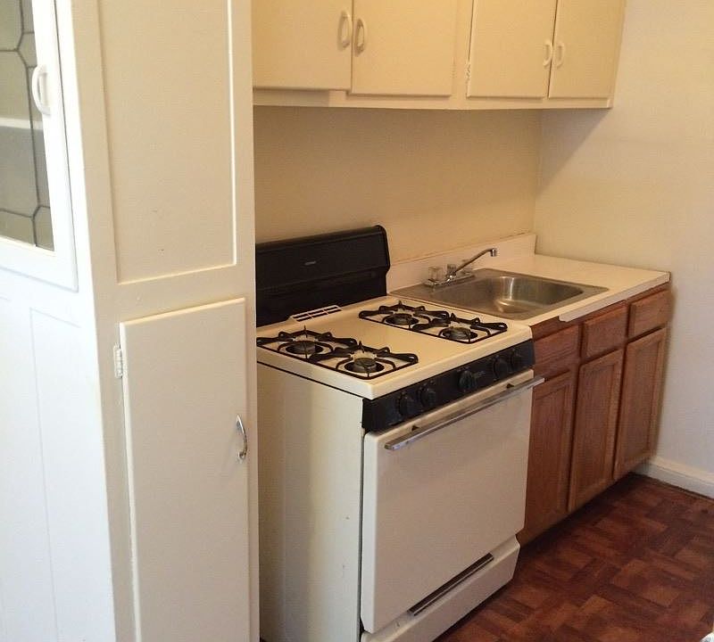 557 Lebaum #101 (j)