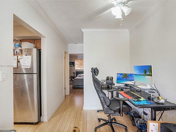 5th image of 4521 NE 21st Ave APT 7
