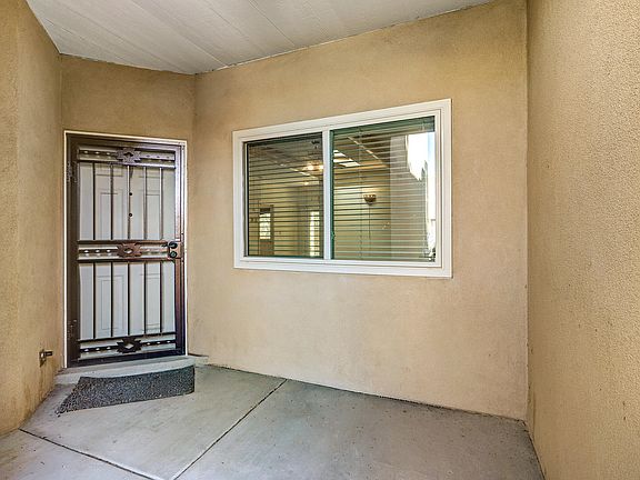 5th image of 224 Glenridge Park Ln NE