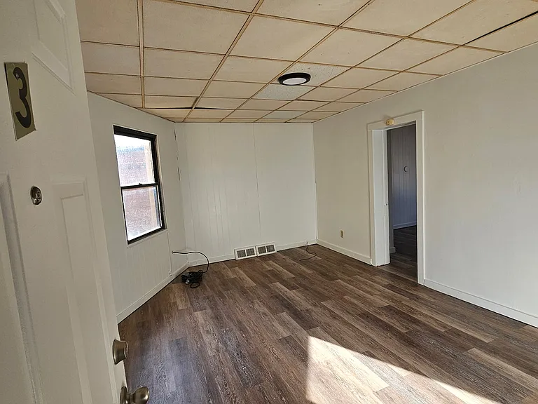 544 Bessemer Ave #3 — Photo 6