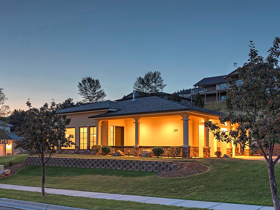 1st image of 224 Mansion Heights Dr