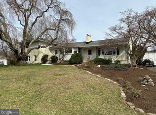 5 Dalebrook Dr, Phoenix, MD 21131