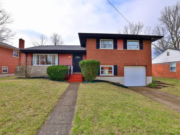 1037 Bluejay Dr, Cincinnati, OH 45231