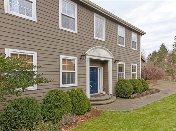 10193 SE Sedgwick Rd, Pt Orchard, WA 98366