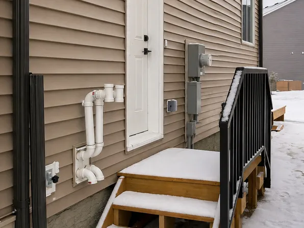 4844 Cawsey Ter SW, Edmonton, AB T6W 5M8