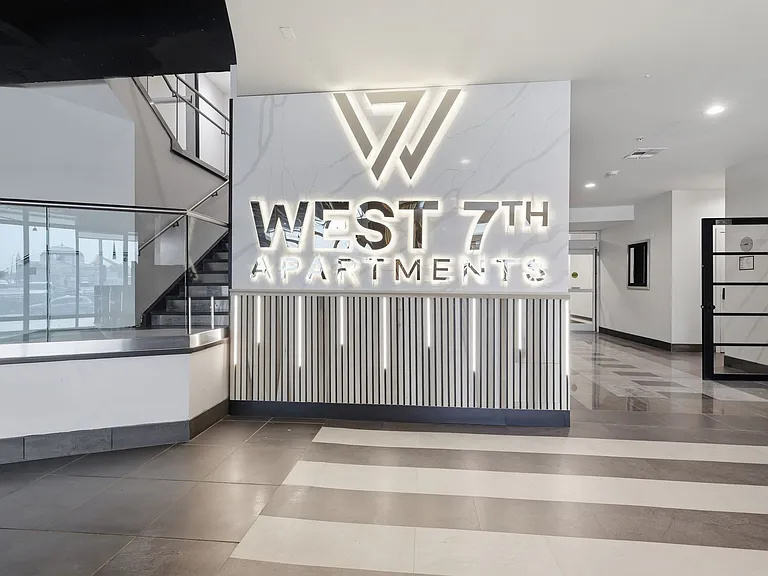 West 7th Apartments — Photo 10