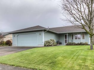 870 N 10th Pl, Aumsville, OR 97325