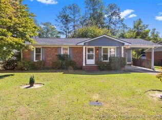 3225 Glenmore Dr, Hope Mills, NC 28348