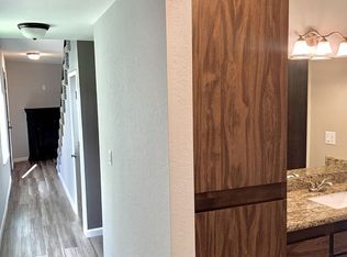1979 Bechelli Ln, Redding, CA 96002