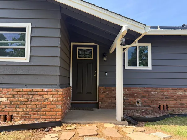2315 Cottage Dr, Auburn, CA 95603