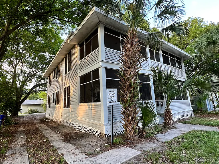 201 Ariana St #3-1-4 — Photo 2