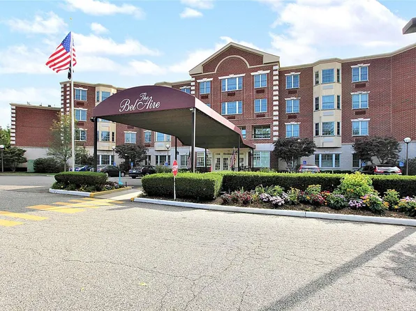 50 Merrick Avenue #118, East Meadow, NY 11554