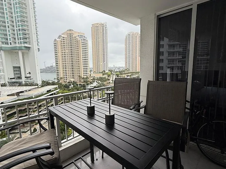 701 Brickell Key Blvd #1105 — Photo 9