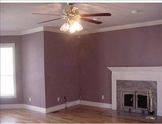 3rd image of 20 Sandridge Dr