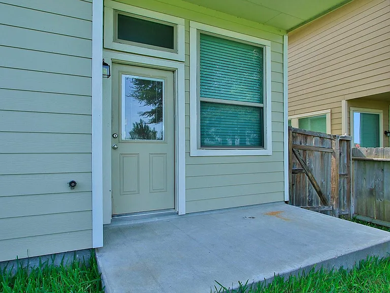 239 Biltmore Loop — Photo 35