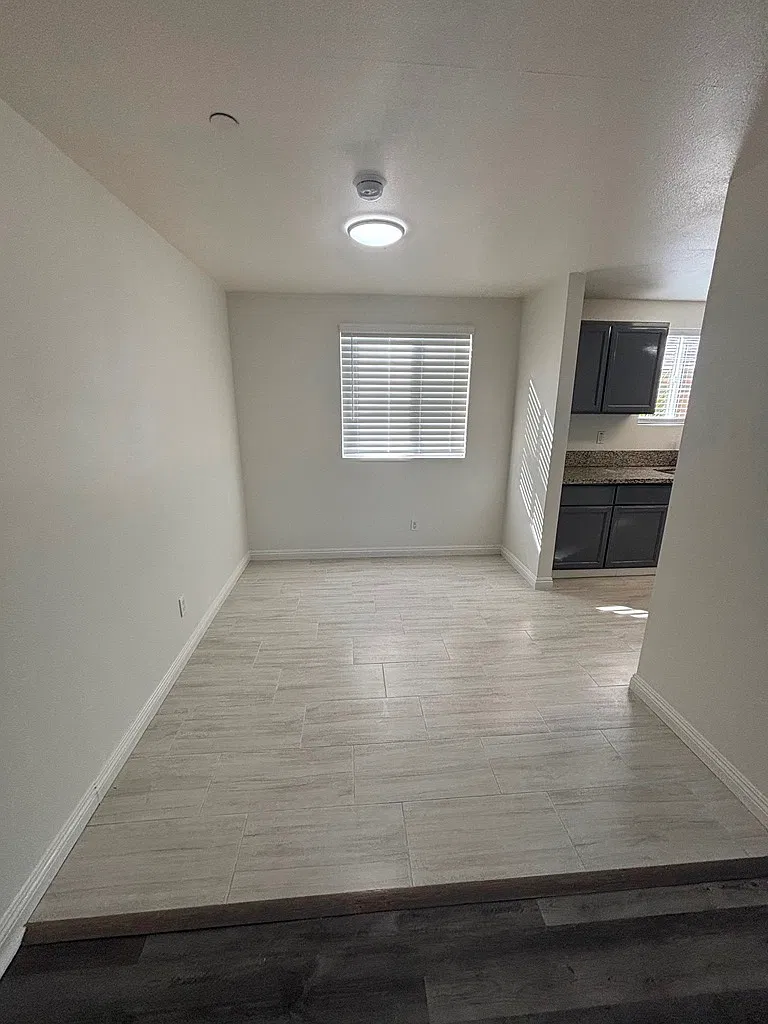 5 bed, 1753 sqft, $4,200 — Photo 3