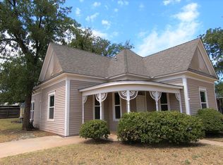 1101 West Ave, Wellington, TX 79095